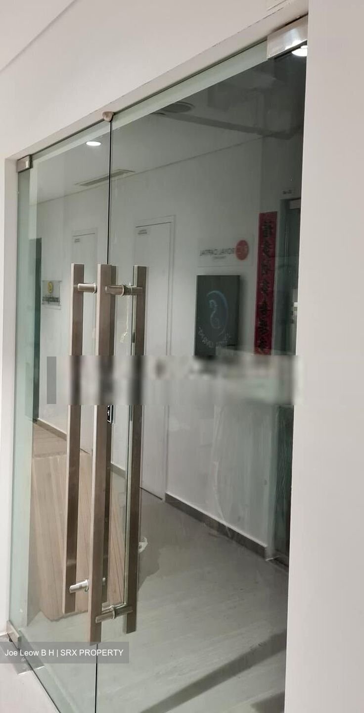 Woods Square (D25), Office #456297431